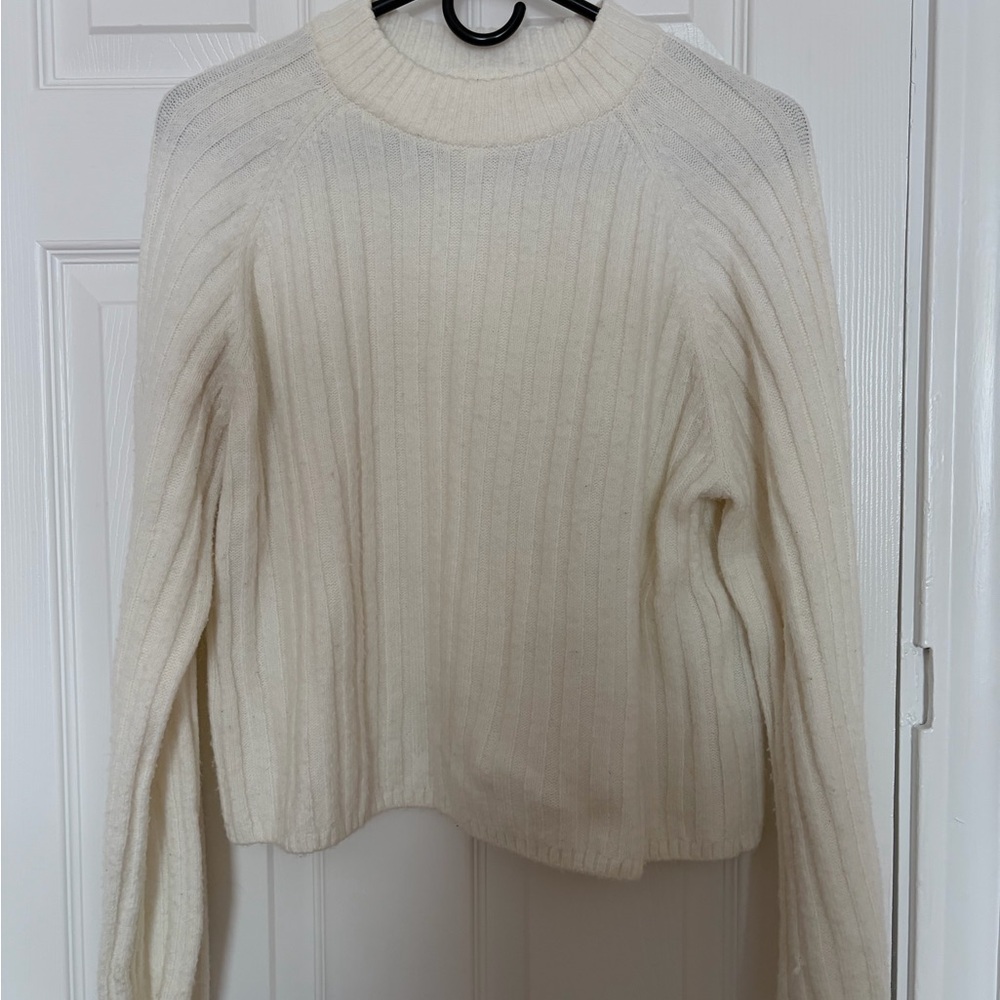 H&M Cream Ribbed Crew Neck Sweater